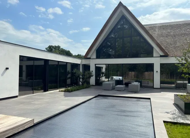Villa met poolhouse in Laren, foto 2