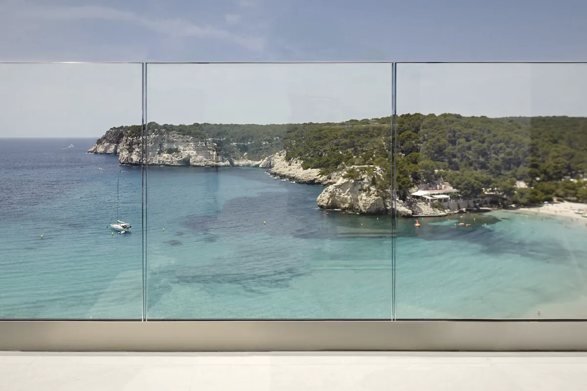 View Crystal Balustrade toepassing