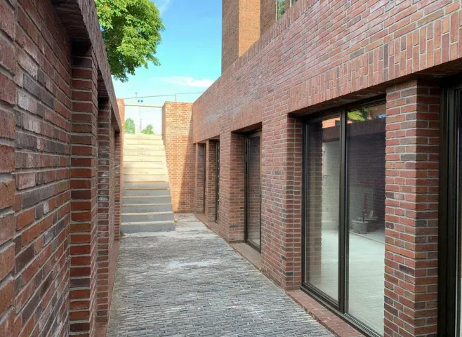 Toegangsdeuren kerkgebouw in Utrecht